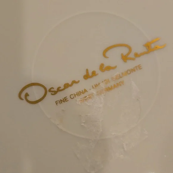 Oscar de la Renta Vintage Belmonte White Elegant Lattice Porcelain Serving Plate - Picture 5 of 7